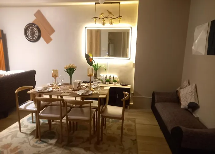 Refuge Unit In Eastwood Hotel 5*