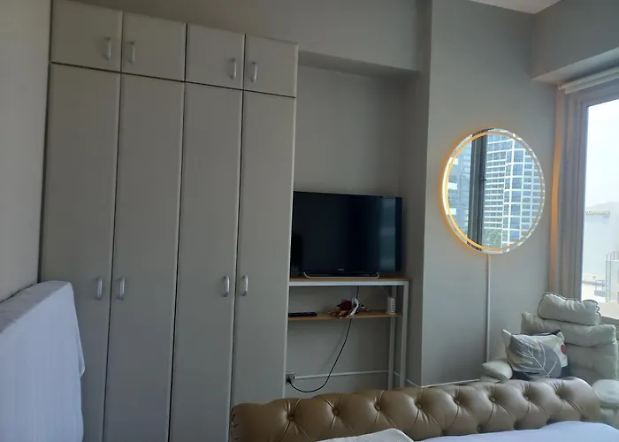 Refuge Unit In Eastwood Hotel 5*