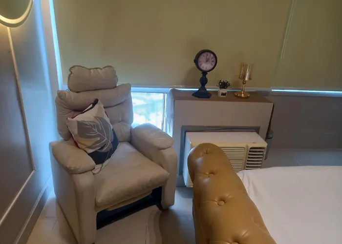 Hotel Refuge Unit In Eastwood Manila